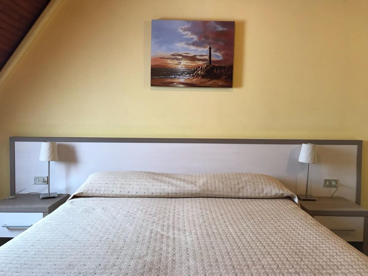 Hotel Rotelli Sale Marasino Dış mekan fotoğraf